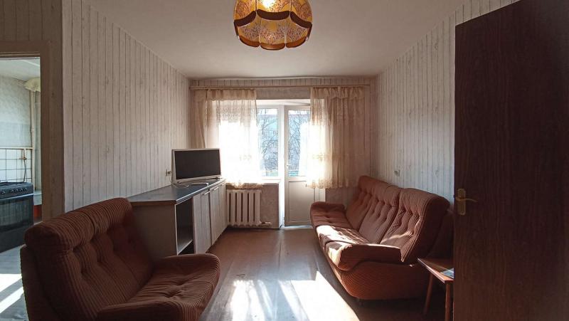 2-комн. квартира, 42 м², 3/5 этаж