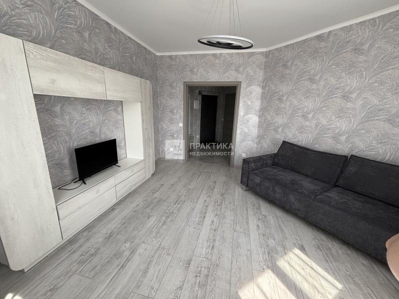 2-комн. квартира, 62 м², 13/17 этаж