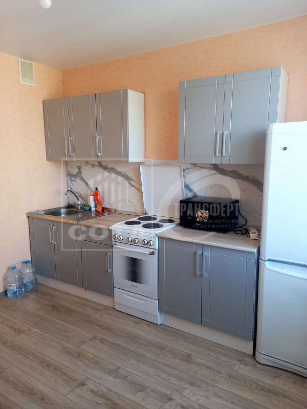 2-комн. квартира, 59 м², 7/17 этаж