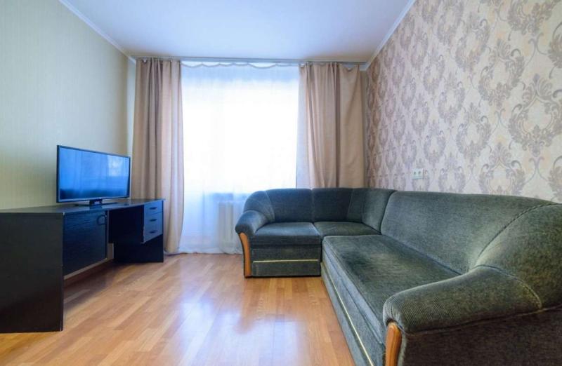 2-комн. квартира, 42 м², 2/5 этаж