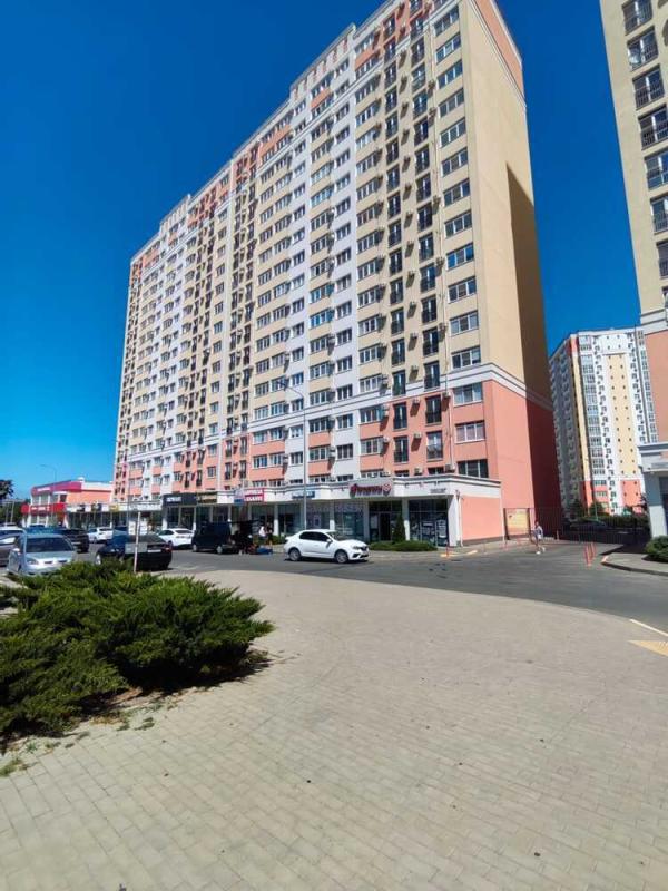 2-комн. квартира, 58 м², 13/18 этаж