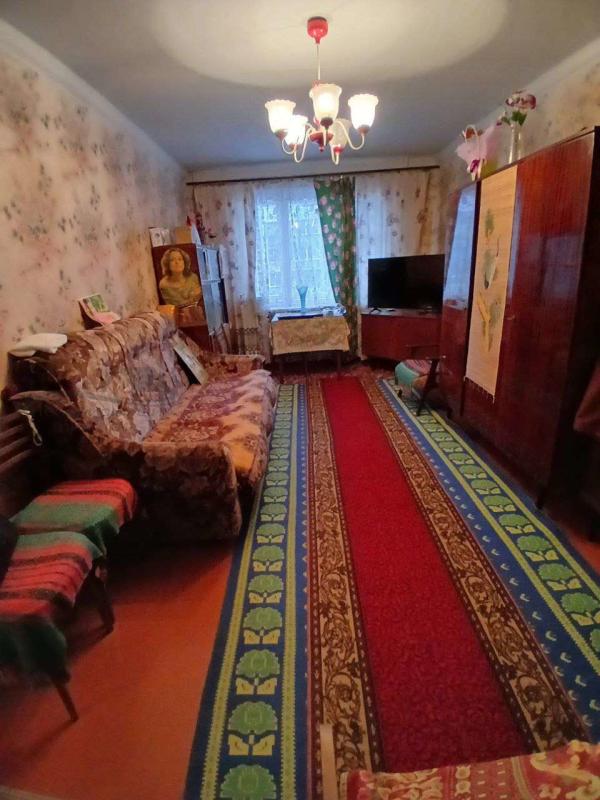 2-комн. квартира, 48 м², 3/5 этаж