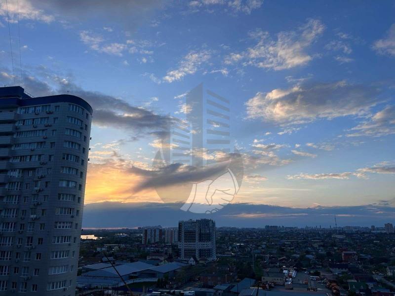 2-комн. квартира, 63 м², 2/24 этаж