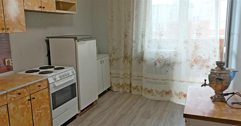 1-комн. квартира, 50 м², 10/10 этаж