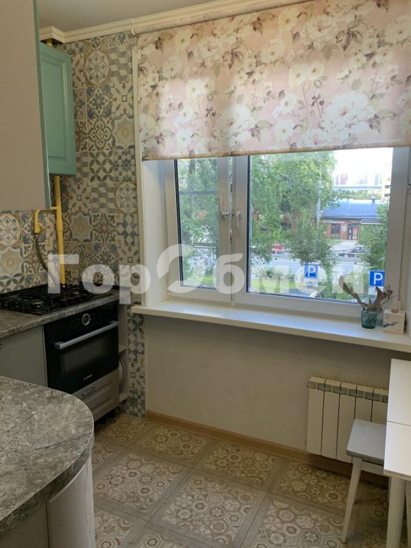 3-комн. квартира, 65 м², 2/12 этаж