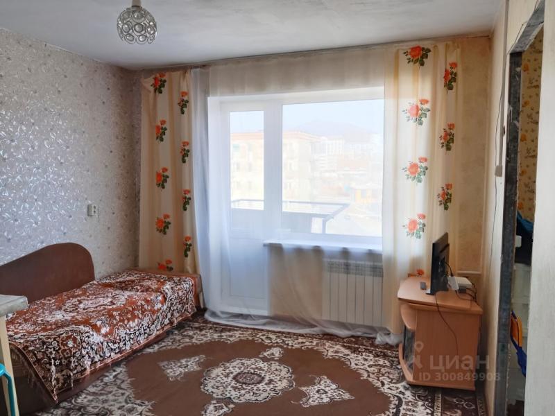 2-комн. квартира, 42 м², 2/5 этаж
