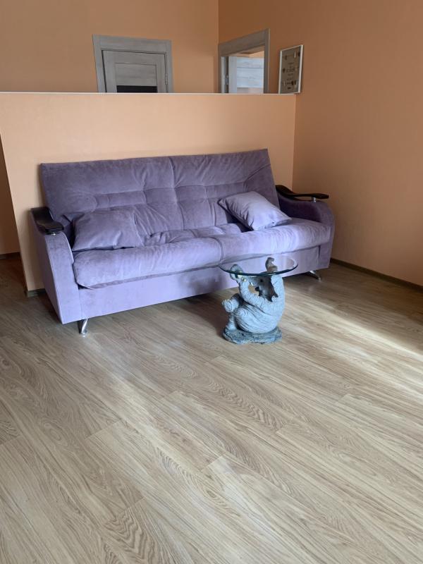 2-комн. квартира, 80 м², 4/8 этаж