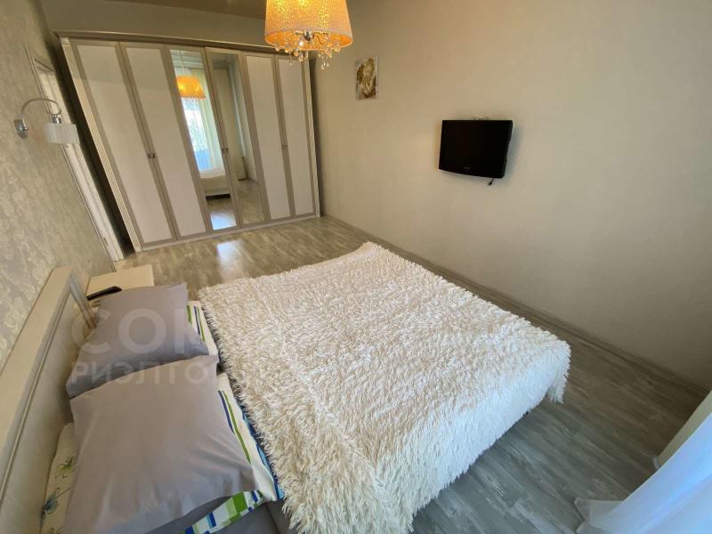 2-комн. квартира, 60 м², 7/8 этаж