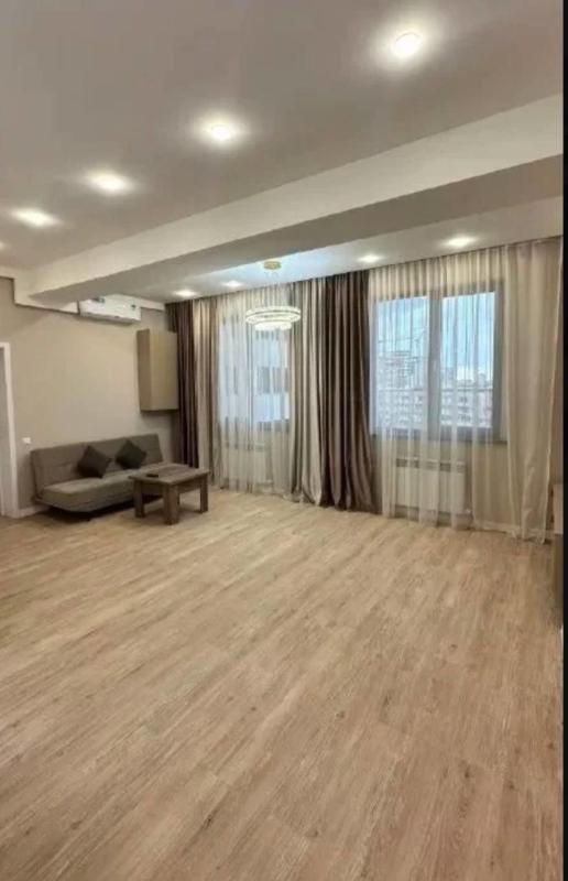 1-комн. квартира, 57 м², 13/13 этаж