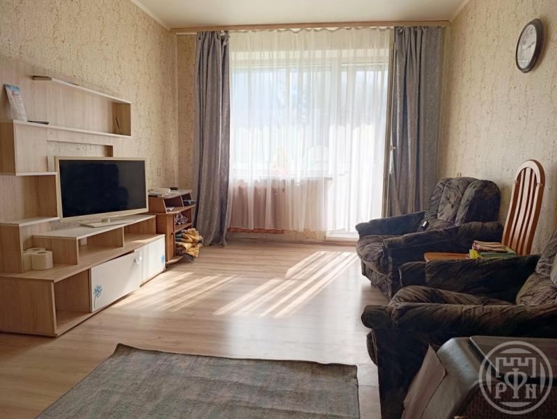 2-комн. квартира, 55 м², 3/5 этаж