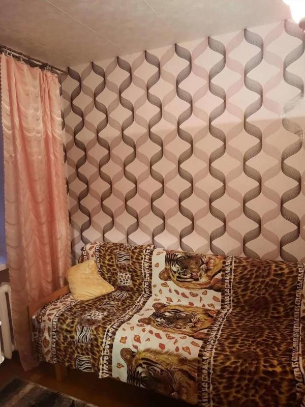 3-комн. квартира, 42 м², 1/5 этаж