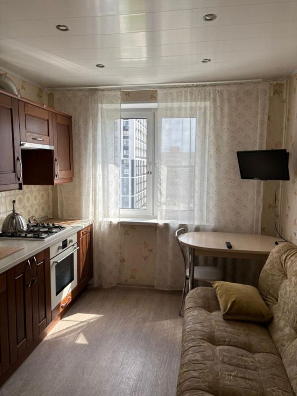 2-комн. квартира, 49 м², 7/10 этаж