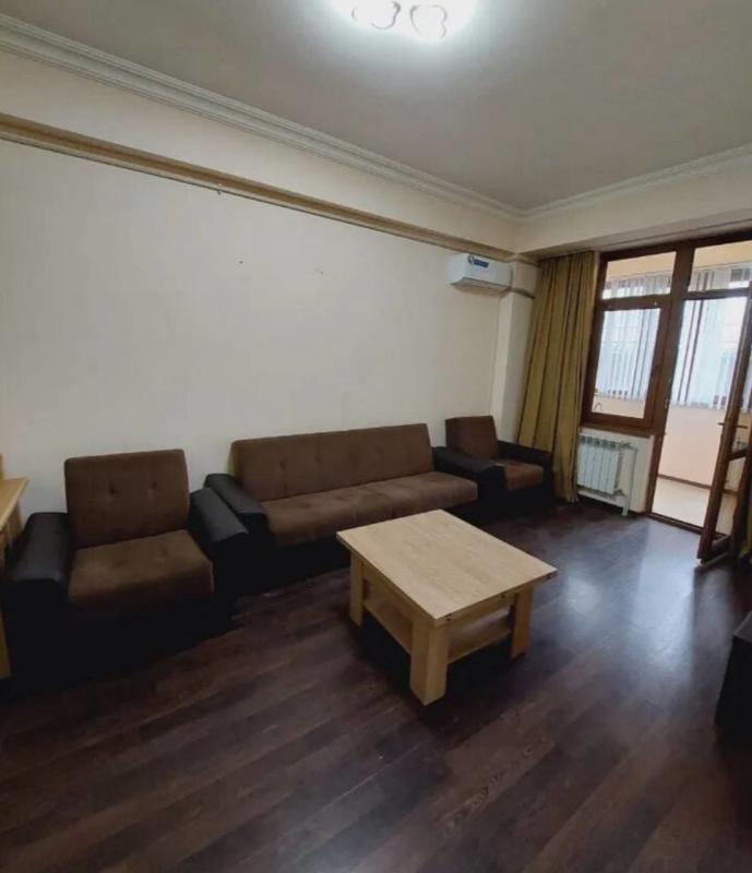 2-комн. квартира, 64 м², 5/12 этаж