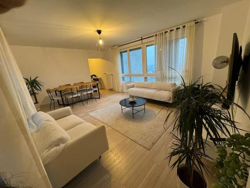 2-комн. квартира, 50 м², 5/8 этаж
