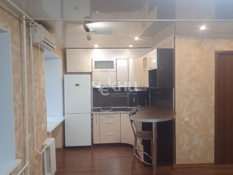 2-комн. квартира, 42 м², 3/5 этаж