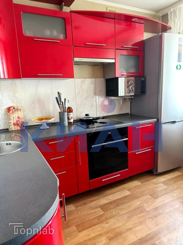 2-комн. квартира, 64 м², 2/10 этаж