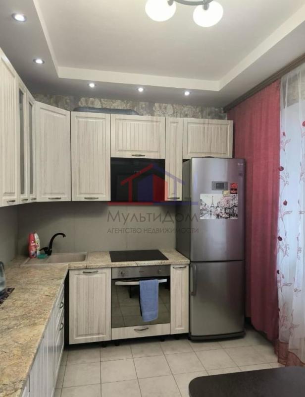 2-комн. квартира, 72 м², 14/14 этаж