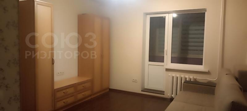 1-комн. квартира, 37 м², 2/5 этаж