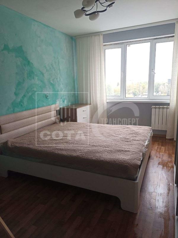 3-комн. квартира, 72 м², 10/17 этаж