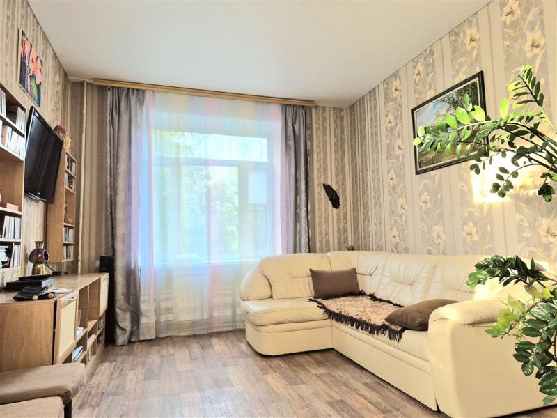 3-комн. квартира, 76 м², 3/5 этаж