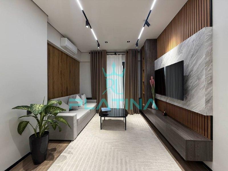 2-комн. квартира, 74 м², 17/20 этаж