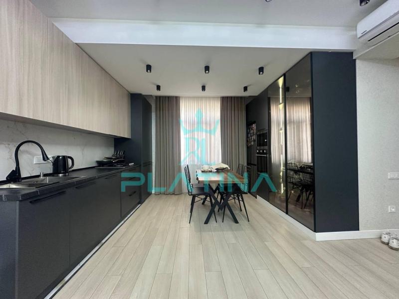 2-комн. квартира, 63 м², 6/10 этаж