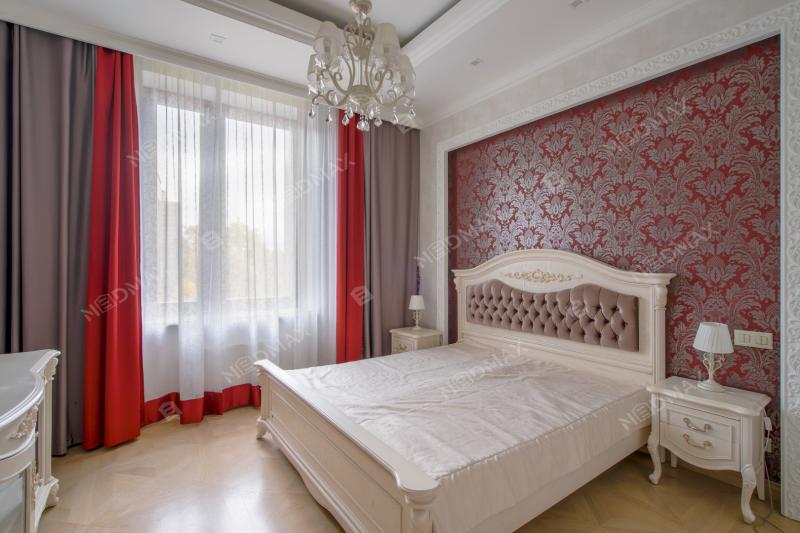 2-комн. квартира, 70 м², 7/8 этаж