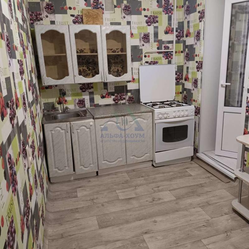 1-комн. квартира, 30 м², 3/5 этаж