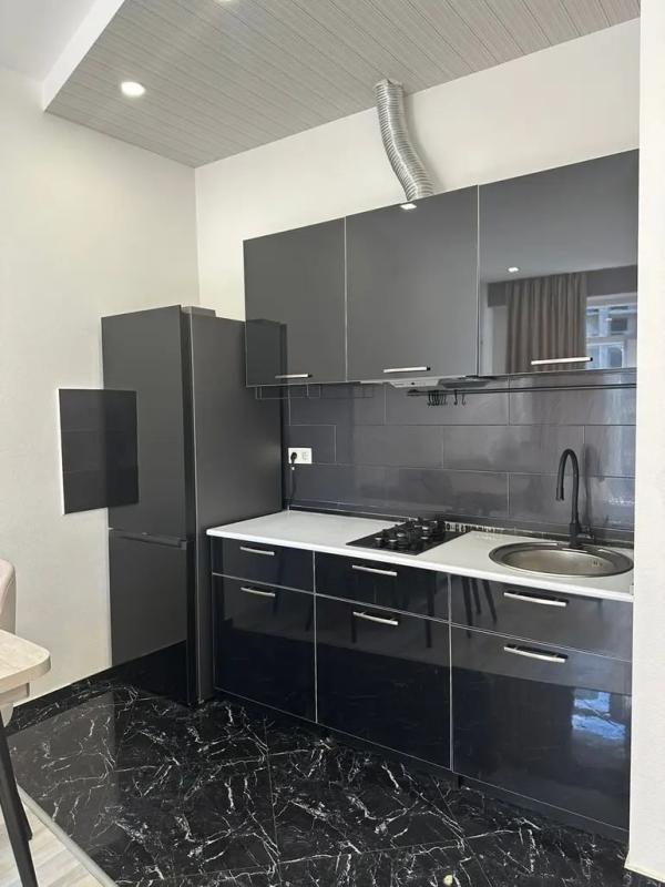 1-комн. квартира, 43 м², 1/3 этаж