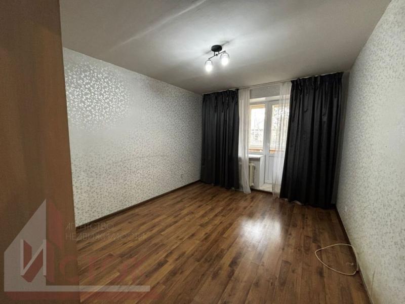 2-комн. квартира, 66 м², 1/10 этаж