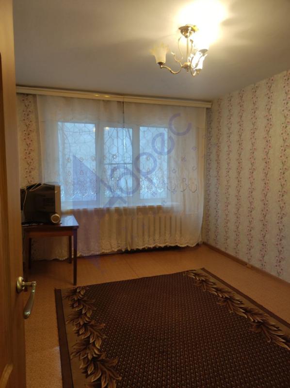 2-комн. квартира, 52 м², 1/9 этаж