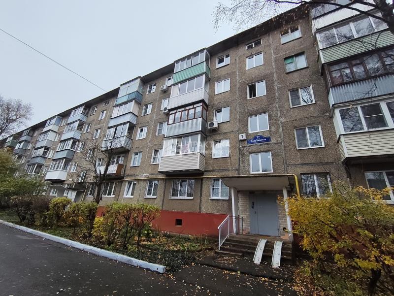 3-комн. квартира, 57 м², 4/5 этаж