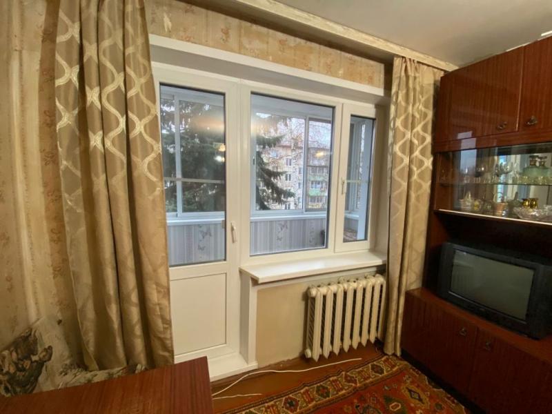 3-комн. квартира, 52 м², 3/5 этаж