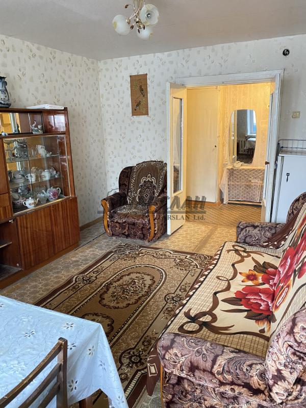 2-комн. квартира, 48 м², 1/9 этаж