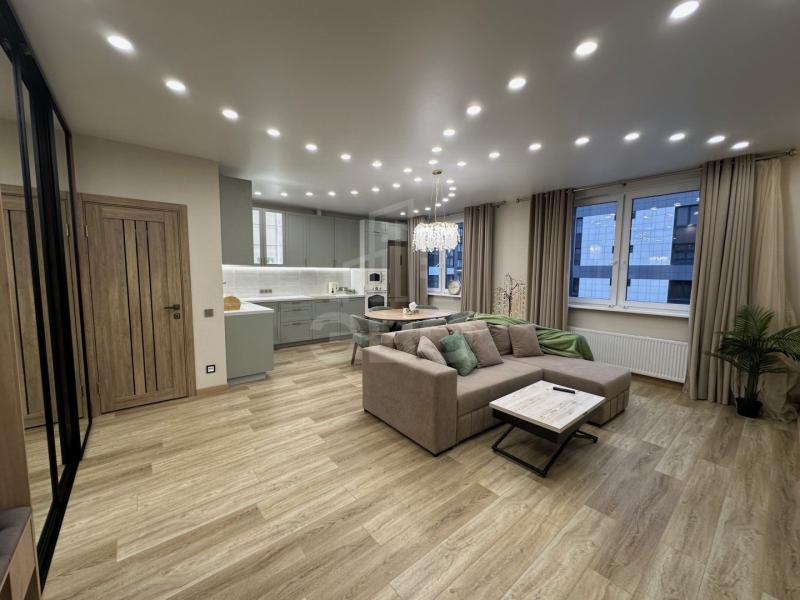 2-комн. квартира, 103 м², 14/14 этаж