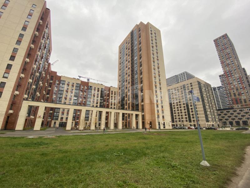 2-комн. квартира, 56 м², 3/24 этаж