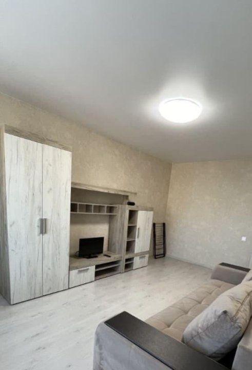 1-комн. квартира, 37 м², 10/18 этаж