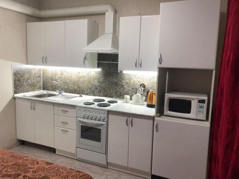 1-комн. квартира, 38 м², 1/18 этаж