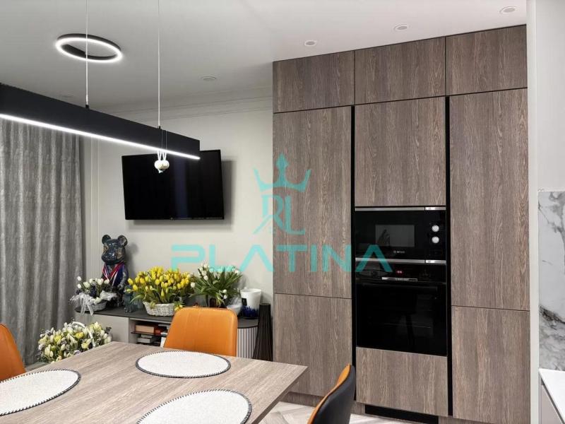 2-комн. квартира, 50 м², 8/20 этаж