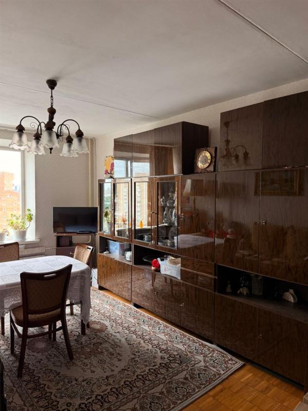 2-комн. квартира, 56 м², 11/12 этаж