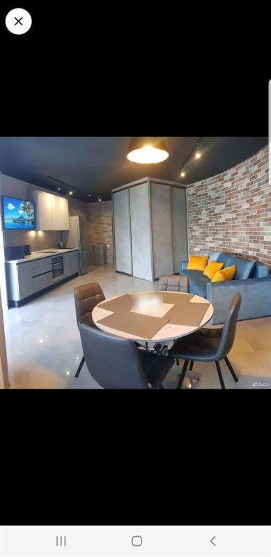 2-комн. квартира, 54 м², 9/17 этаж