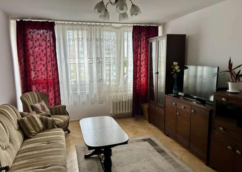 2-комн. квартира, 42 м², 2/5 этаж