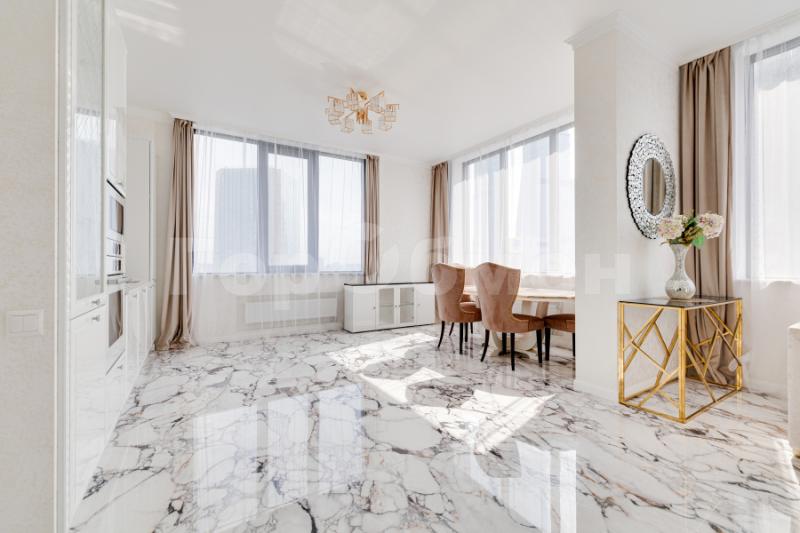 2-комн. квартира, 75 м², 23/41 этаж