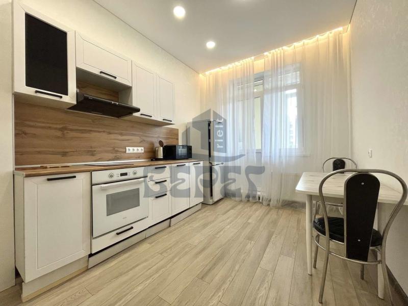 1-комн. квартира, 40 м², 10/19 этаж