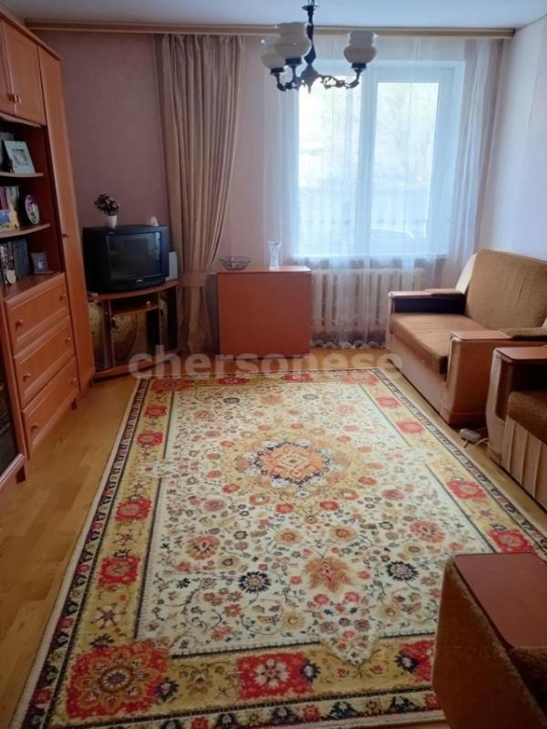 2-комн. квартира, 54 м², 1/5 этаж