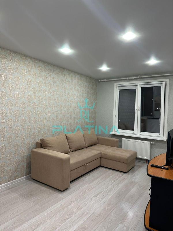 1-комн. квартира, 32 м², 12/19 этаж