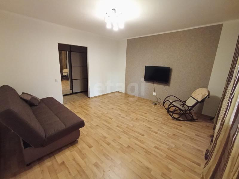 2-комн. квартира, 57 м², 8/10 этаж