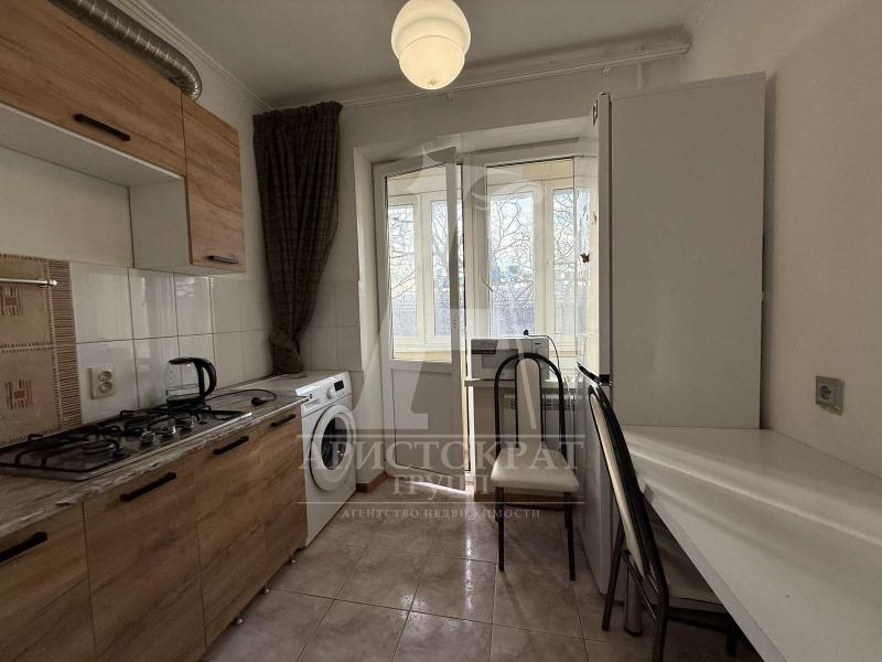2-комн. квартира, 42 м², 5/5 этаж