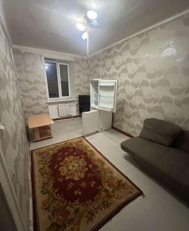 2-комн. квартира, 38 м², 1/4 этаж