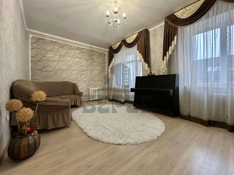 3-комн. квартира, 102 м², 4/10 этаж